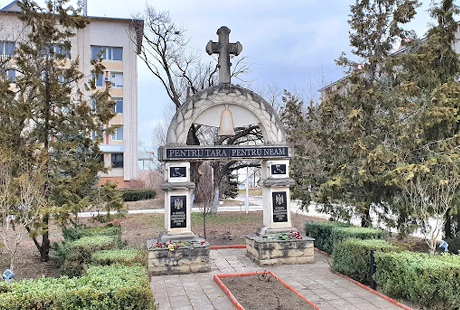 FERESTRE PVC BASARABEASCA